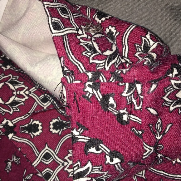 Maroon Patterned Skirt - Picture 2 of 3